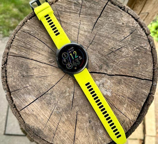 Recenze sportovních hodinek Garmin Forerunner 965